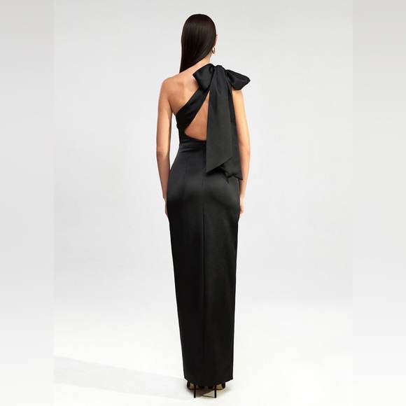 Rasario ASSYMETRIC SATIN MAXI DRESS WITH BOW AND AN OPEN BACK - Picture 4 of 8